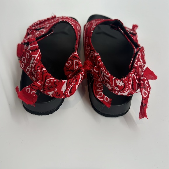 ARIZONA LOVE BANDANA PRINT SANDALS - Picture 5 of 12